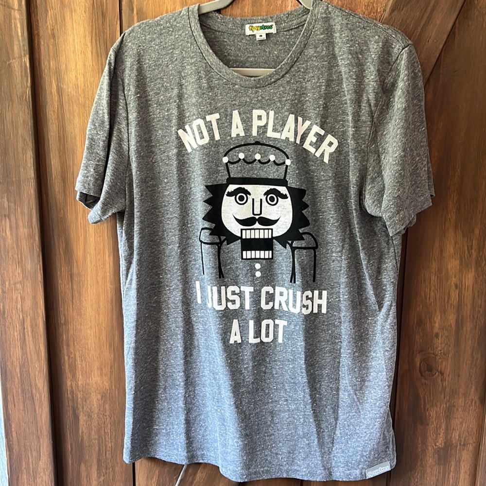 Fun graphic t shirt size large